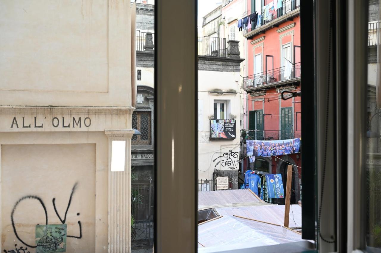Apartamento Il Rifugio Di Beppe Nápoles Exterior foto
