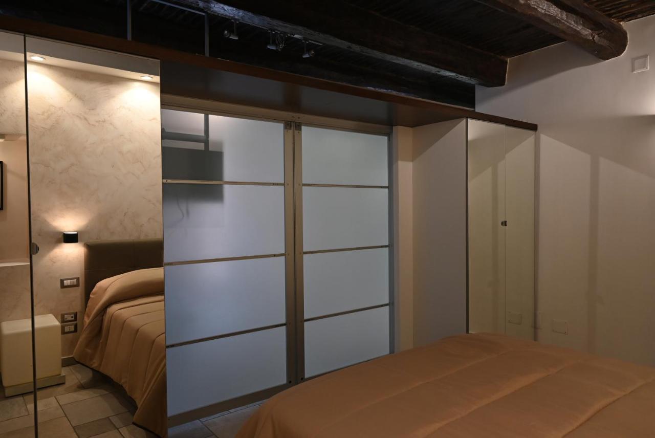 Apartamento Il Rifugio Di Beppe Nápoles Exterior foto