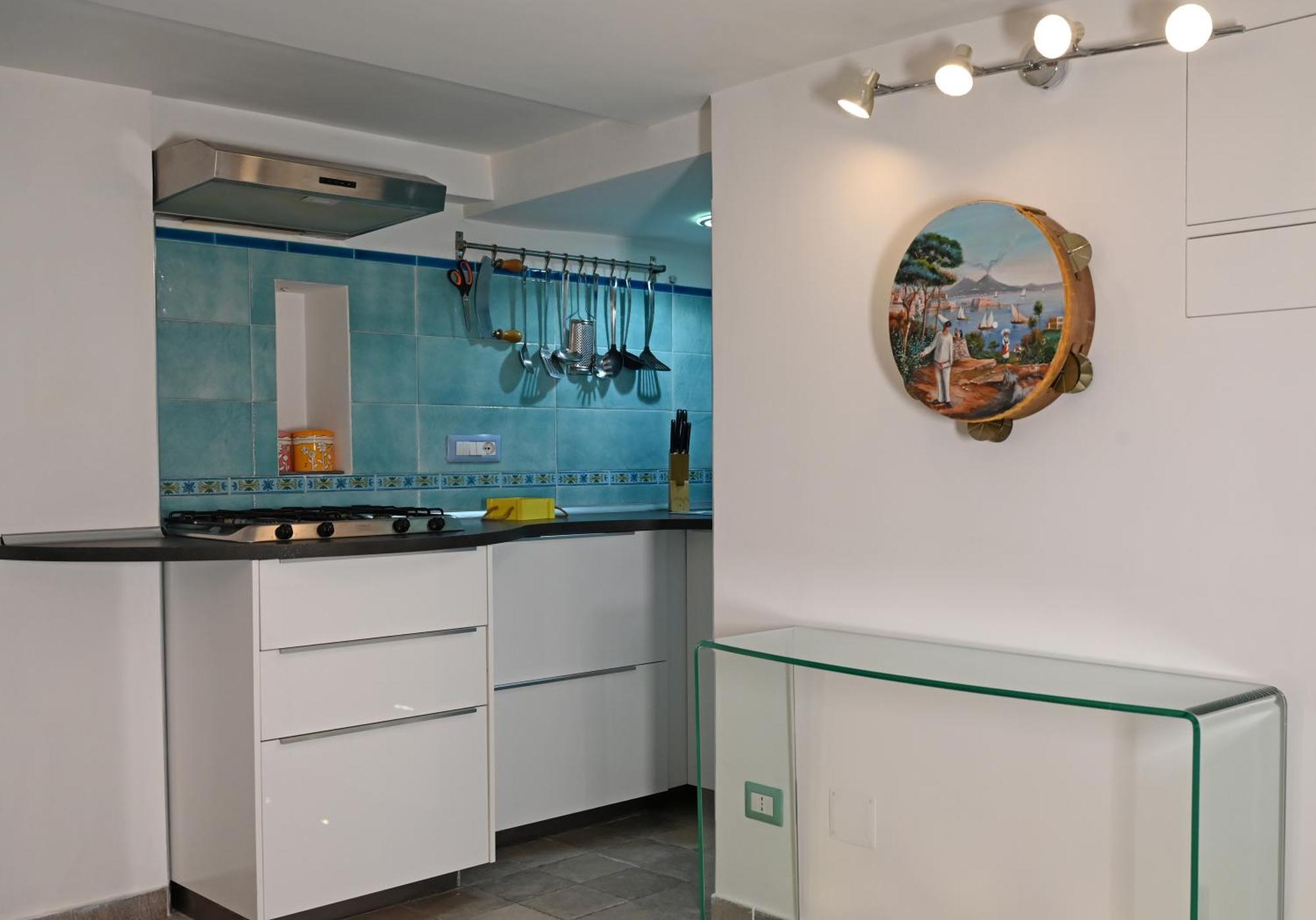 Apartamento Il Rifugio Di Beppe Nápoles Exterior foto