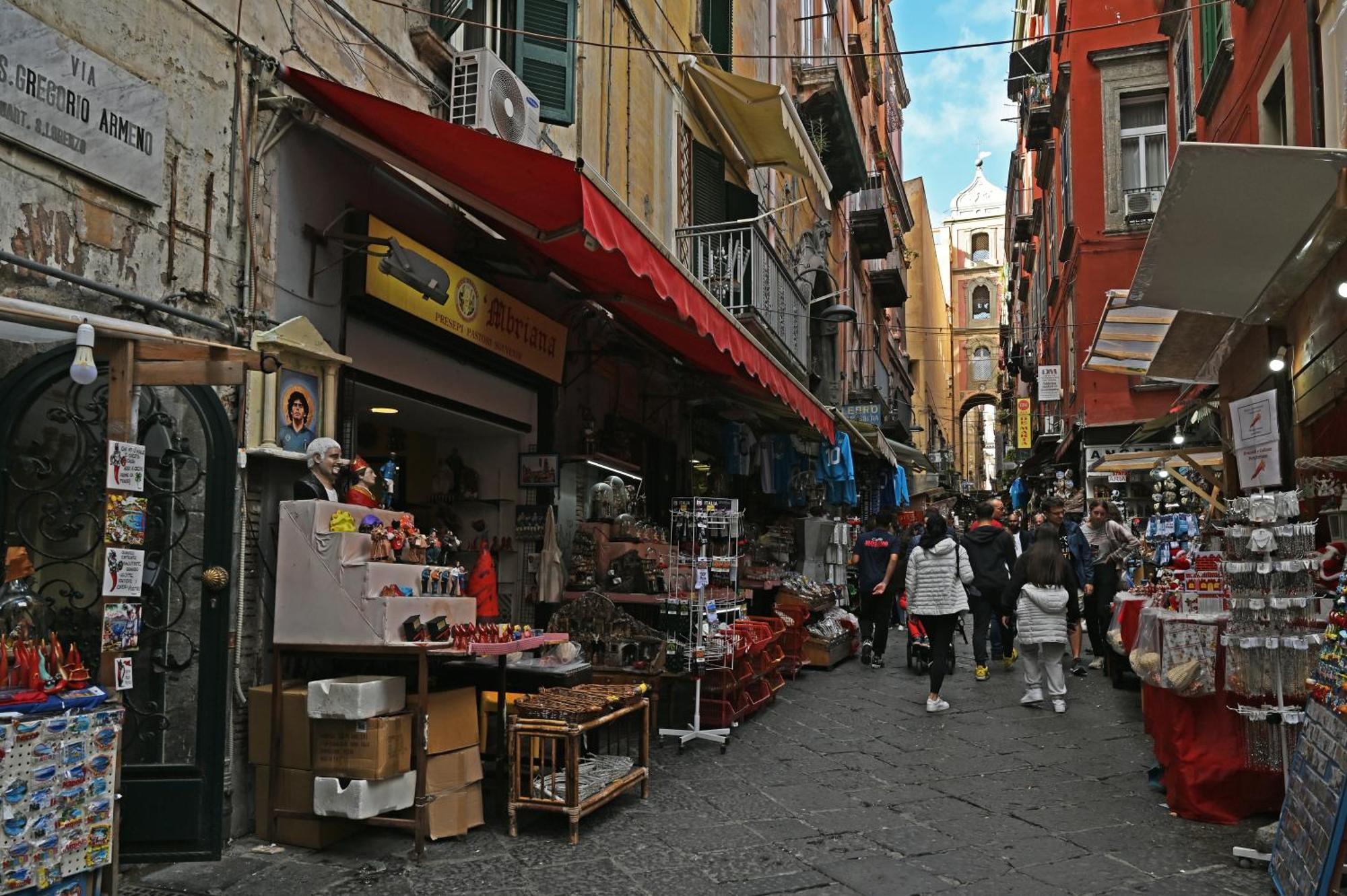 Apartamento Il Rifugio Di Beppe Nápoles Exterior foto